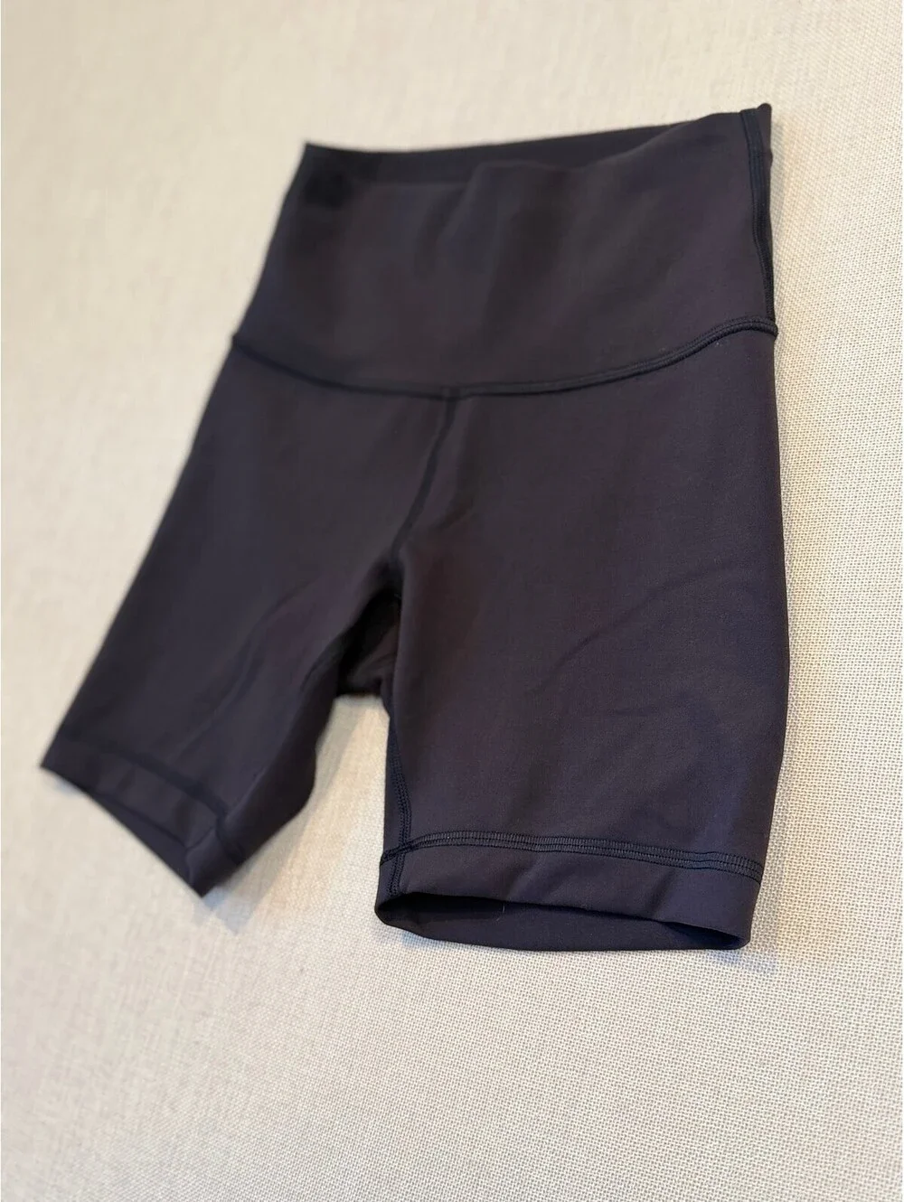 Lululemon Wunder Train High-Rise Short 6